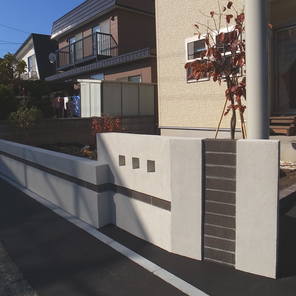 札幌市手稲区｜塗壁｜美ブロ塗装にBBブリックで素敵にラインデザイン