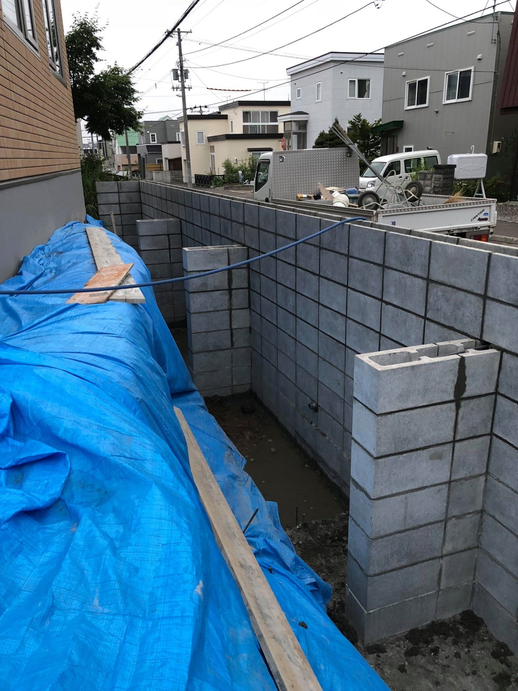 控え壁