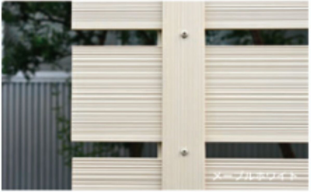 メープルホワイト