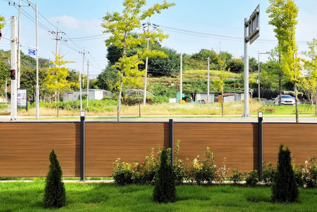 タカショー　ニューテックウッドフェンス